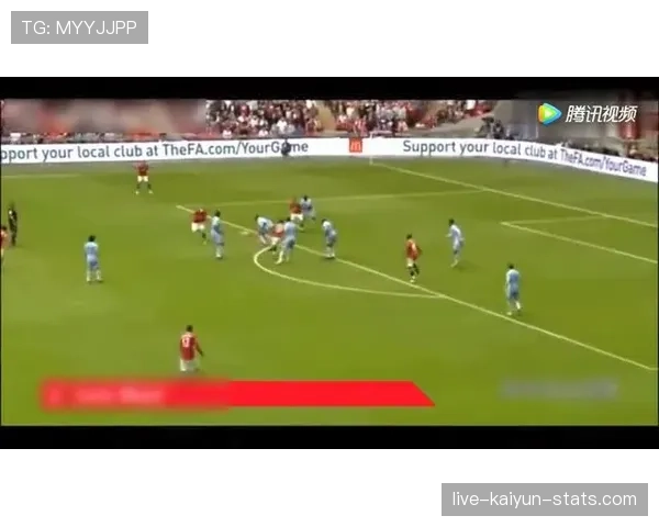 足球护腿板规则详解：材质与保护范围的判定标准