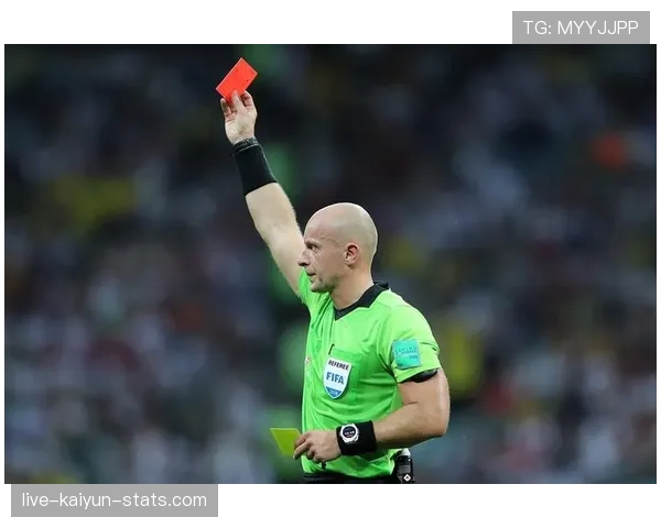 红牌停赛规则详解：判罚标准与执行流程解析