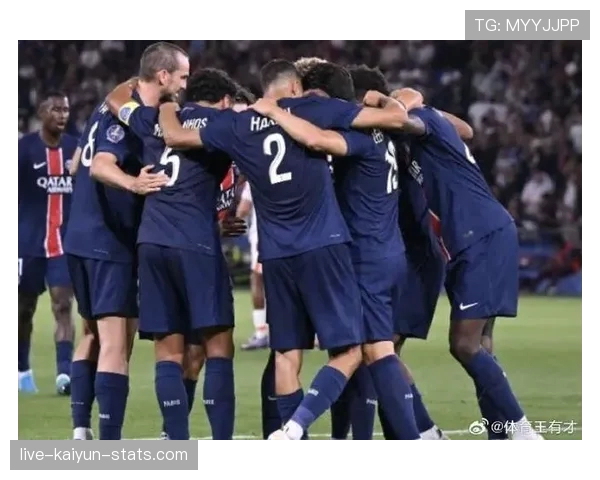 巴黎圣日耳曼管理危机爆发，战术体系混乱拖垮巨星，豪门地位摇摇欲坠！