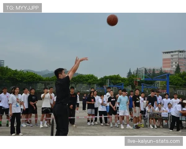 最后一投判定规则解析：如何判断篮球比赛中的关键投篮？